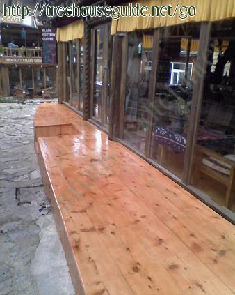 Porch of Black Pottery Coffee - Bilder/Fotografien