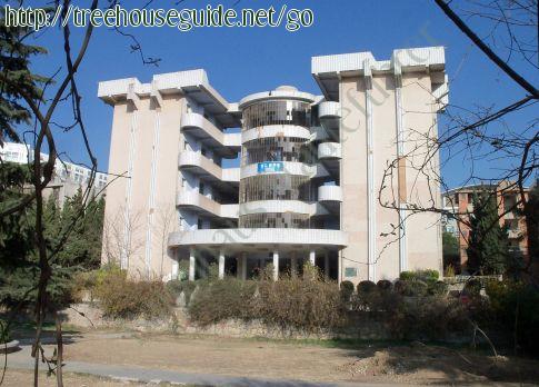 Main teaching building for English majors on old campus of Zhaotong Teacher's College - Bilder/Fotografien