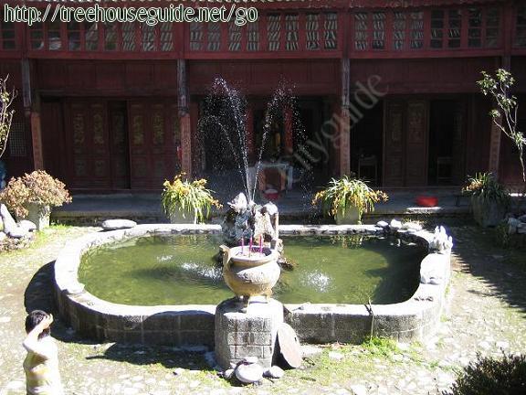 Wu Wei Si central courtyard - Pictures/Photography