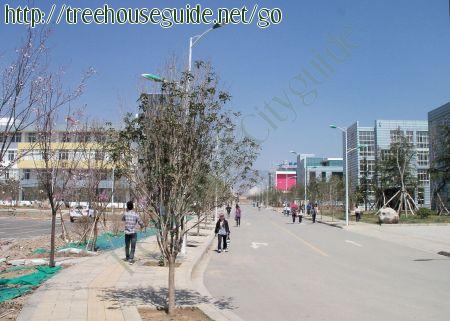 Entrance to Zhaotong Teacher's College (new campus) - Pictures/Photography