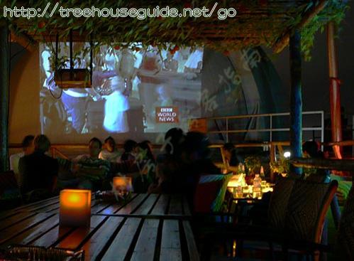 Bar at night - Pictures/Photography